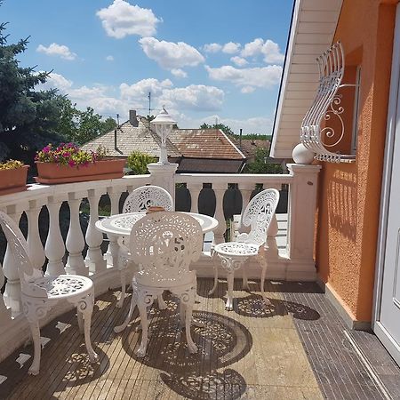 Villa Apartment Ruban Eksteriør billede